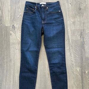 listing-status-banner